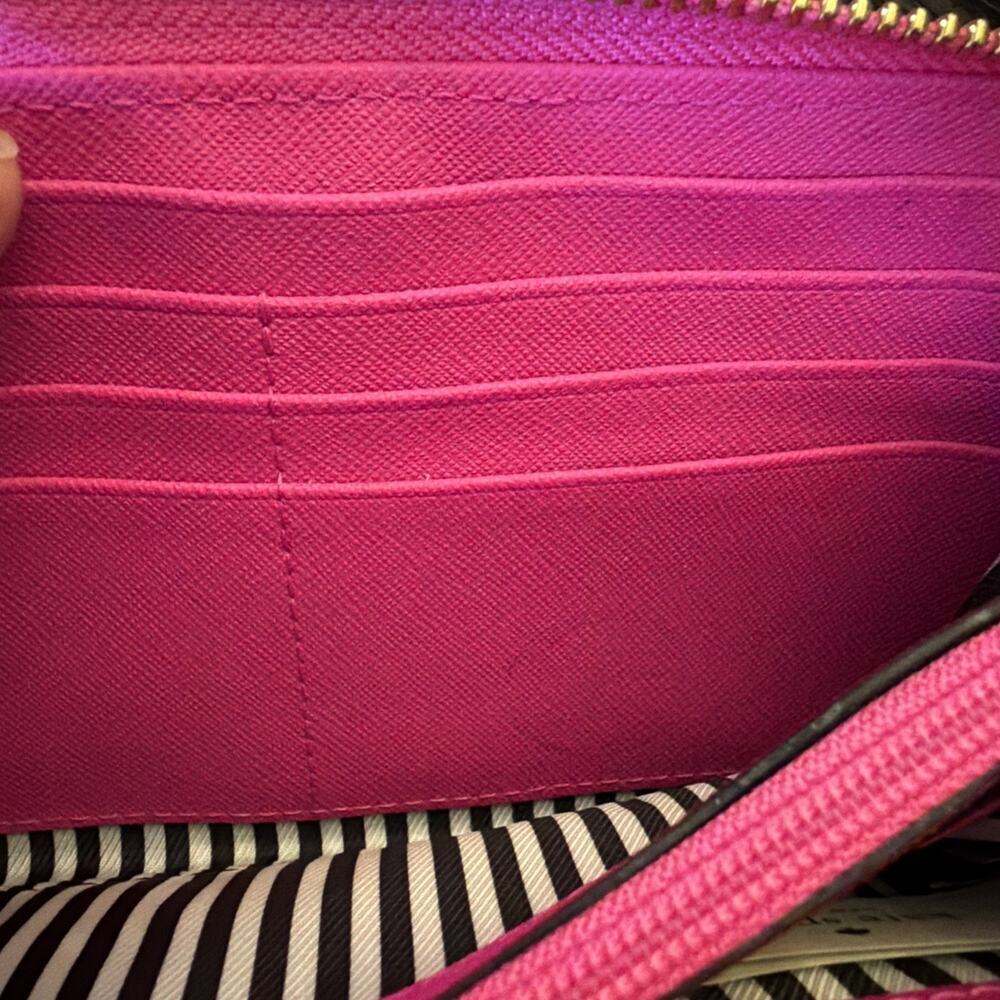 Kate Spade Zip Around Hot Pink Leather Wallet B&W Striped Interior - Picture 5 of 11